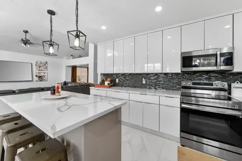 200 Trails End Greenacres FL 33413
