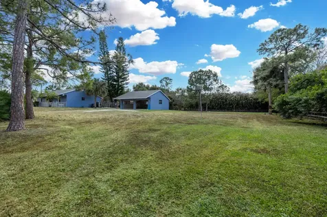 15400 N 76th Road Loxahatchee FL 33470