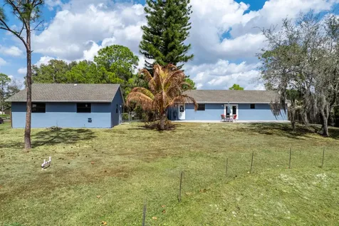 15400 N 76th Road Loxahatchee FL 33470