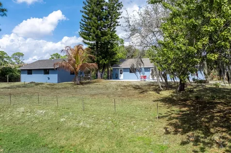 15400 N 76th Road Loxahatchee FL 33470