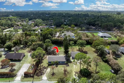 15400 N 76th Road Loxahatchee FL 33470