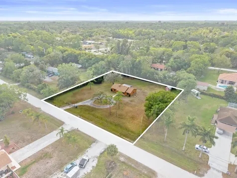 13530 53rd Court The Acreage FL 33411