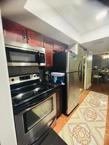 2151 NE 42nd Court Lighthouse Point FL 33064
