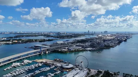 398 Ne 5th Street Miami FL 33132