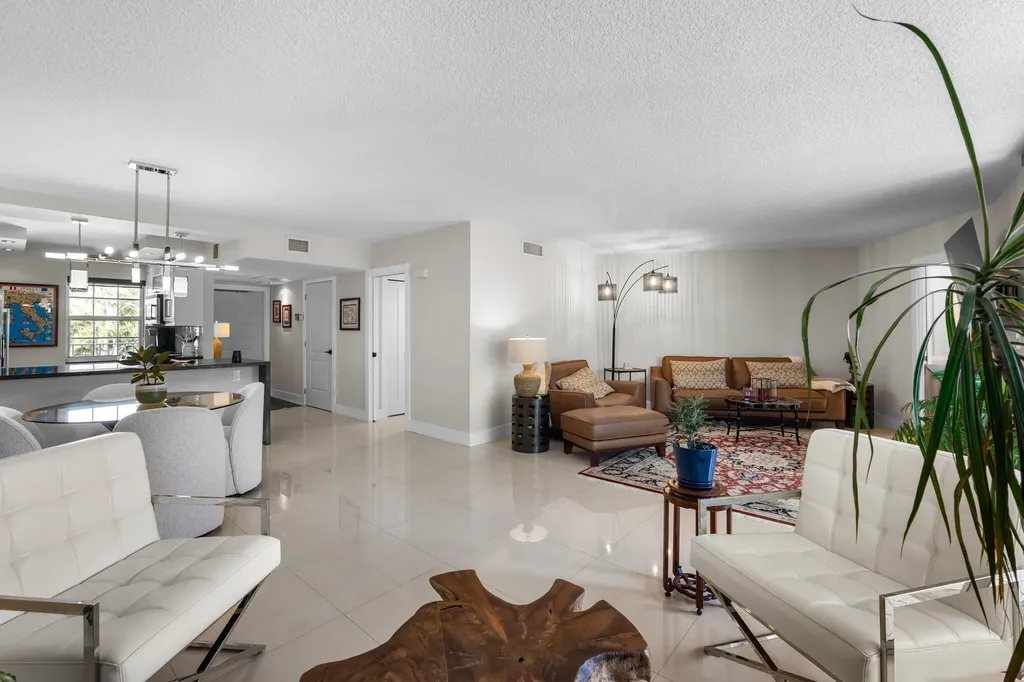 806 Cypress Grove Lane Pompano Beach FL 33069