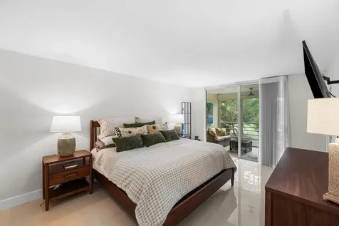 806 Cypress Grove Lane Pompano Beach FL 33069