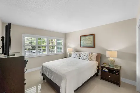 806 Cypress Grove Lane Pompano Beach FL 33069