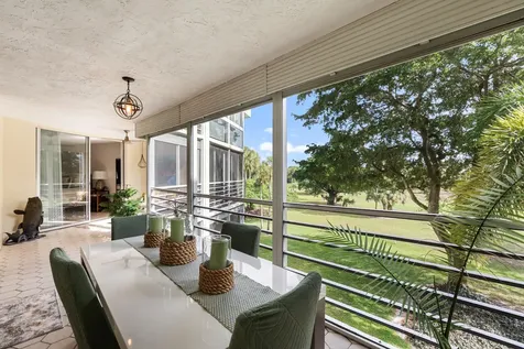 806 Cypress Grove Lane Pompano Beach FL 33069