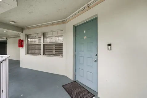 806 Cypress Grove Lane Pompano Beach FL 33069