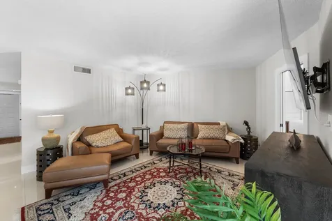 806 Cypress Grove Lane Pompano Beach FL 33069