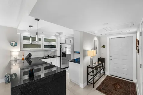 806 Cypress Grove Lane Pompano Beach FL 33069