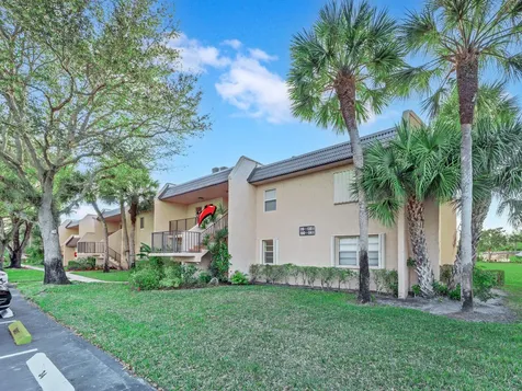 130 Lake Constance Drive West Palm Beach FL 33411
