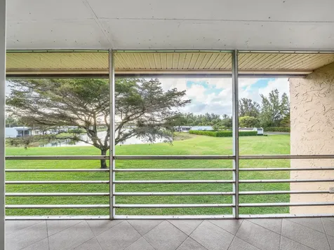 130 Lake Constance Drive West Palm Beach FL 33411