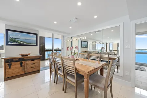 5380 N Ocean Drive Singer Island FL 33404