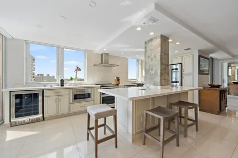 5380 N Ocean Drive Singer Island FL 33404