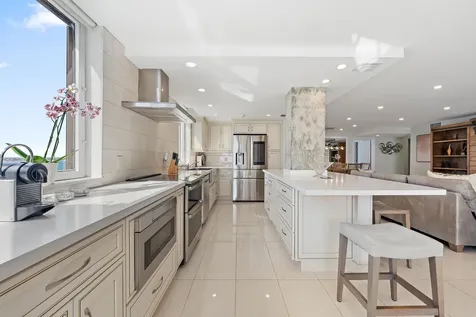 5380 N Ocean Drive Singer Island FL 33404