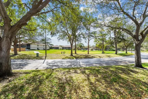 6426 Chasewood Drive Jupiter FL 33458