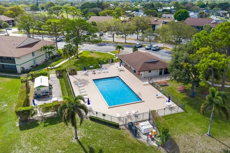 6426 Chasewood Drive Jupiter FL 33458