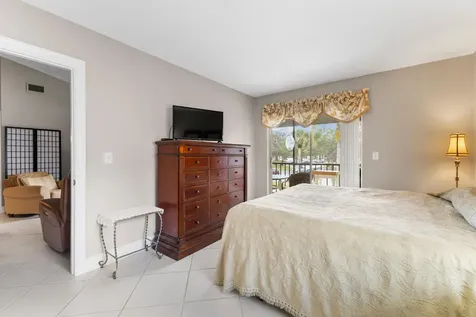 6426 Chasewood Drive Jupiter FL 33458