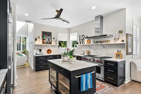 6 Nw 11th Street Delray Beach FL 33444