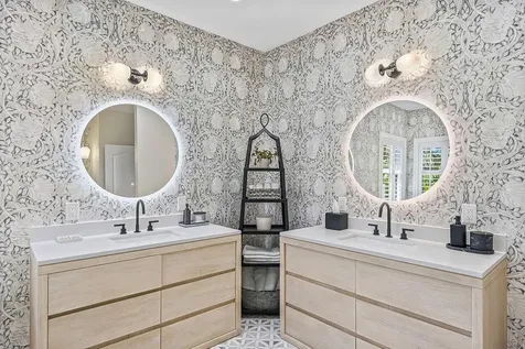 6 Nw 11th Street Delray Beach FL 33444