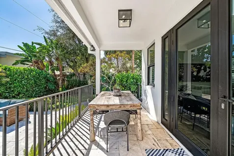6 Nw 11th Street Delray Beach FL 33444