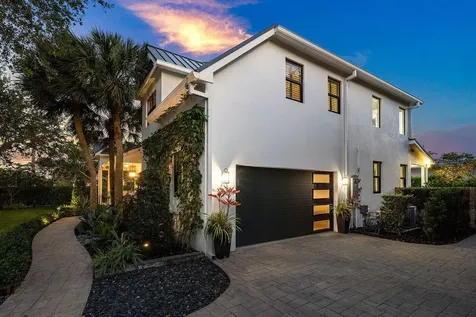 6 Nw 11th Street Delray Beach FL 33444