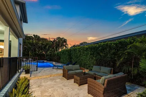 6 Nw 11th Street Delray Beach FL 33444