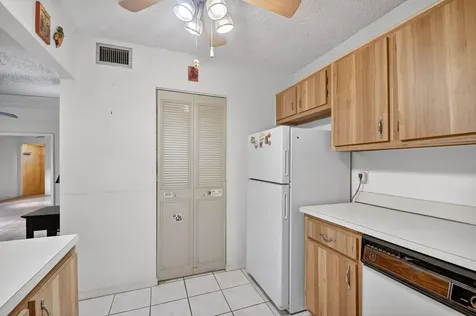 328 Pine Ridge Circle Greenacres FL 33463