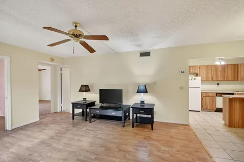 328 Pine Ridge Circle Greenacres FL 33463