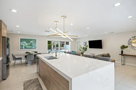 2112 NE 32nd Avenue Fort Lauderdale FL 33305