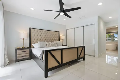 2112 NE 32nd Avenue Fort Lauderdale FL 33305