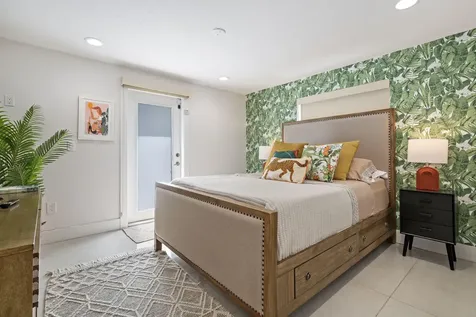 2112 NE 32nd Avenue Fort Lauderdale FL 33305