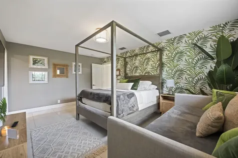 2112 NE 32nd Avenue Fort Lauderdale FL 33305