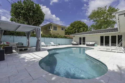 2112 NE 32nd Avenue Fort Lauderdale FL 33305