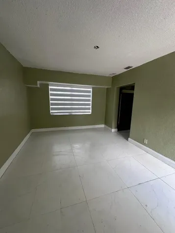 5640 Tyler Street Hollywood FL 33021