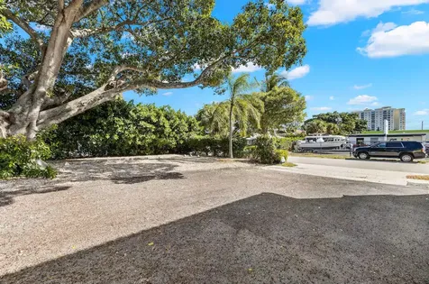 802 N Federal Highway Boynton Beach FL 33435