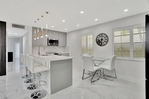 450 Normandy J Delray Beach FL 33484