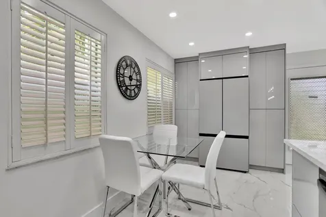 450 Normandy J Delray Beach FL 33484