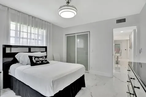 450 Normandy J Delray Beach FL 33484