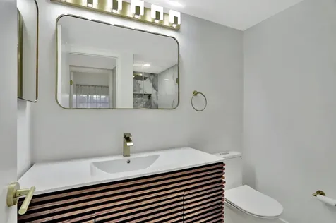 450 Normandy J Delray Beach FL 33484