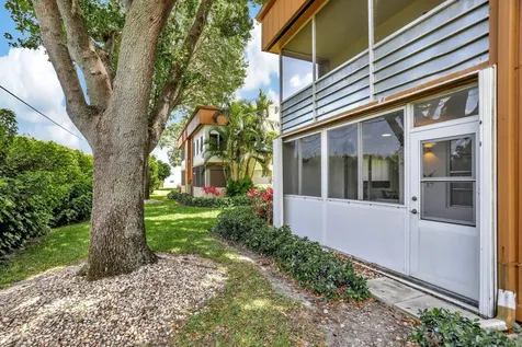 450 Normandy J Delray Beach FL 33484
