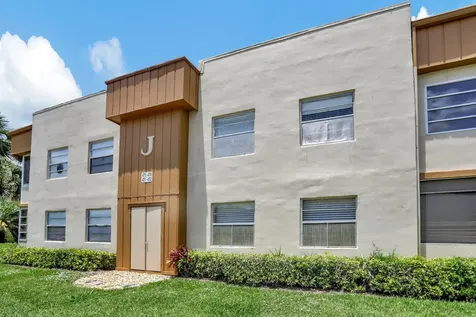 450 Normandy J Delray Beach FL 33484