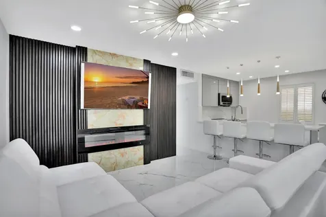 450 Normandy J Delray Beach FL 33484