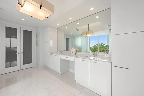 1 Water Club Way North Palm Beach FL 33408