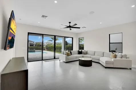 12656 Solana Bay Circle Palm Beach Gardens FL 33412
