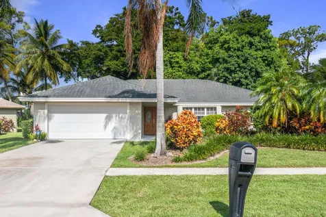 691 Foresteria Avenue Wellington FL 33414