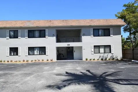523 SE 20th Court Boynton Beach FL 33435