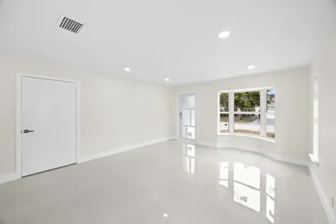 5664 Boynton Crescent Boynton Beach FL 33437