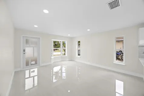 5664 Boynton Crescent Boynton Beach FL 33437